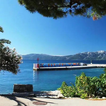 Manora Pool Gaestehaus
